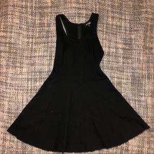 Perfect Brand new stretchy Wilfred Free Dress